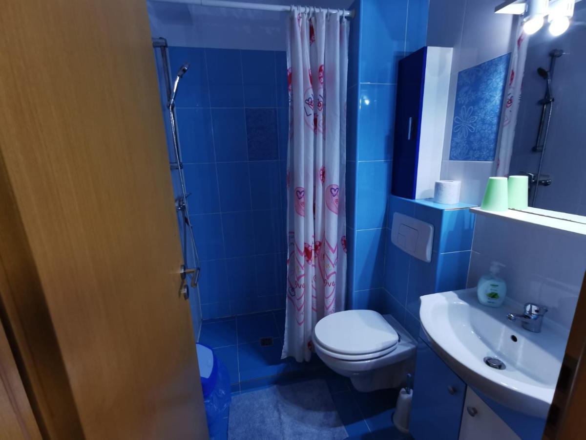 Fitness House With Garden Otel Köstence Dış mekan fotoğraf
